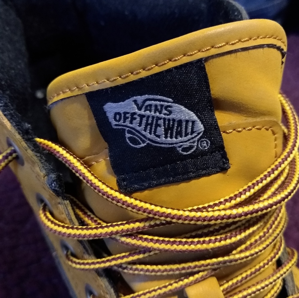 Vans boots